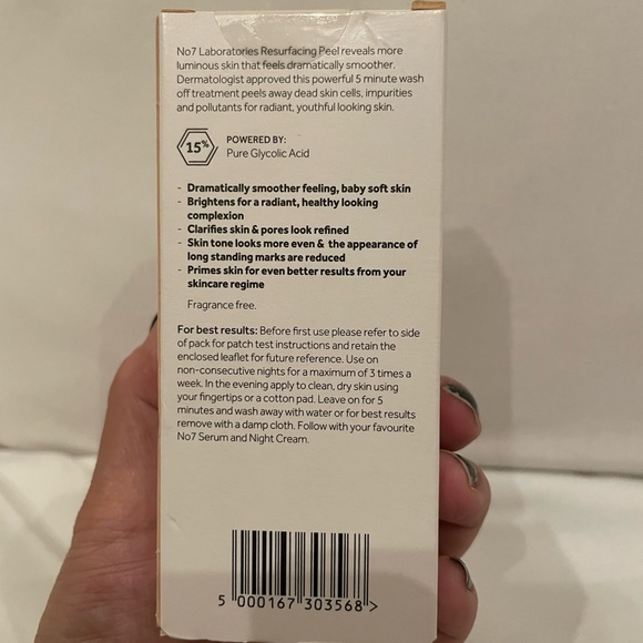 No7's Laboratories Resurfacing Peel 15% Glycolic Acid - Picture 4 of 6